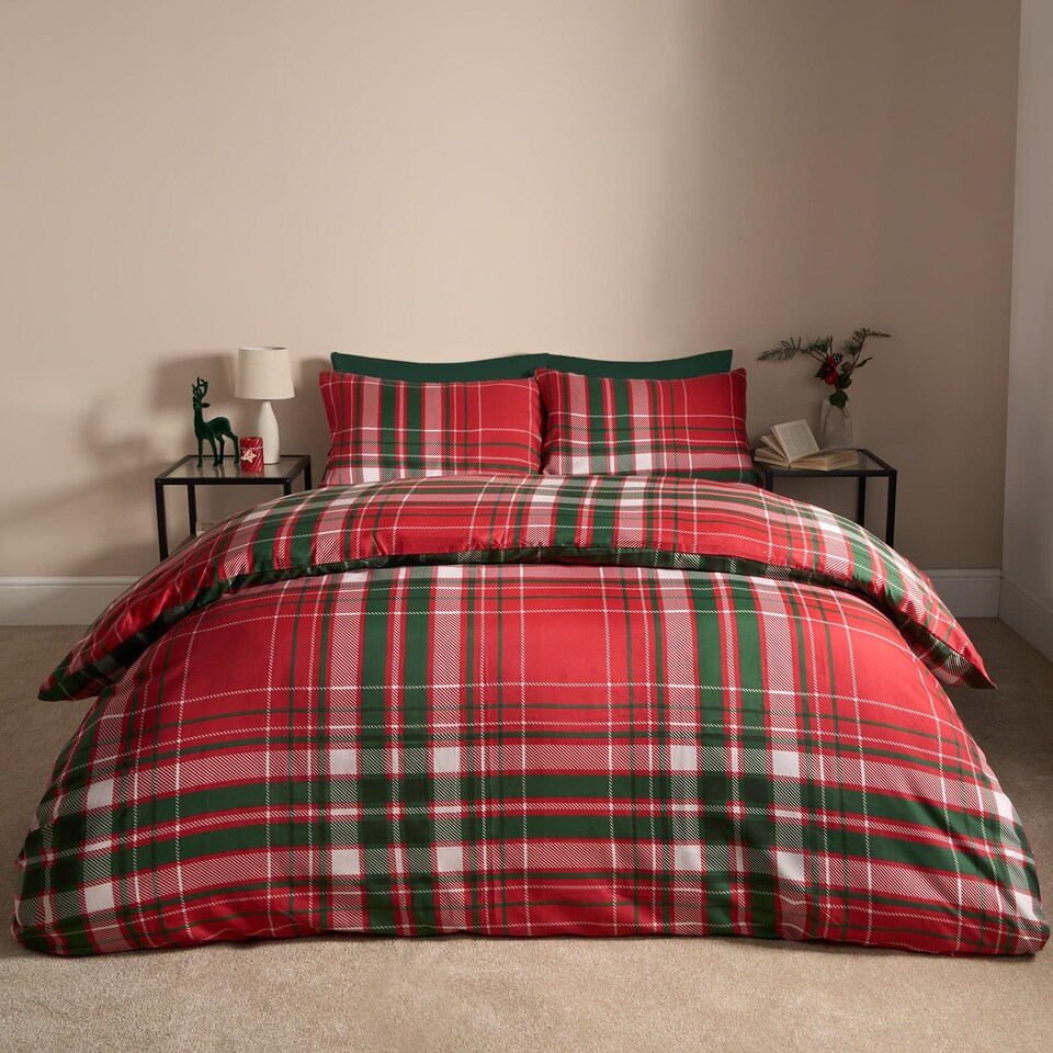 image 1 of OHS Christmas Check Duvet Cover Bedding Set Pillowcase Reversible Soft Tartan Quilt | Red | Super King
