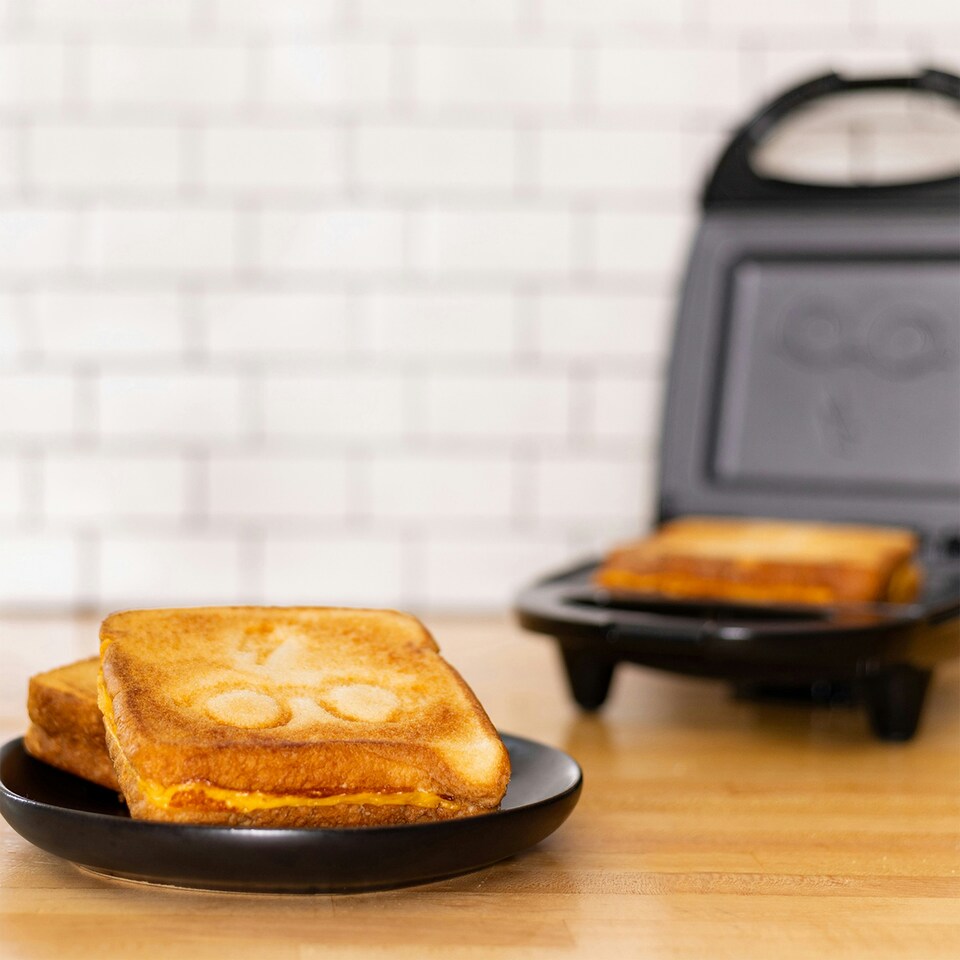 image 1 of Uncanny Brands Harry Potter Icon Single Sandwich Maker - Black