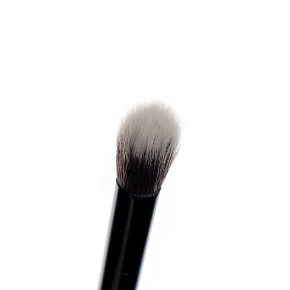 image 1 of Brushworks No. 16 Tapered Blending Eye Brush