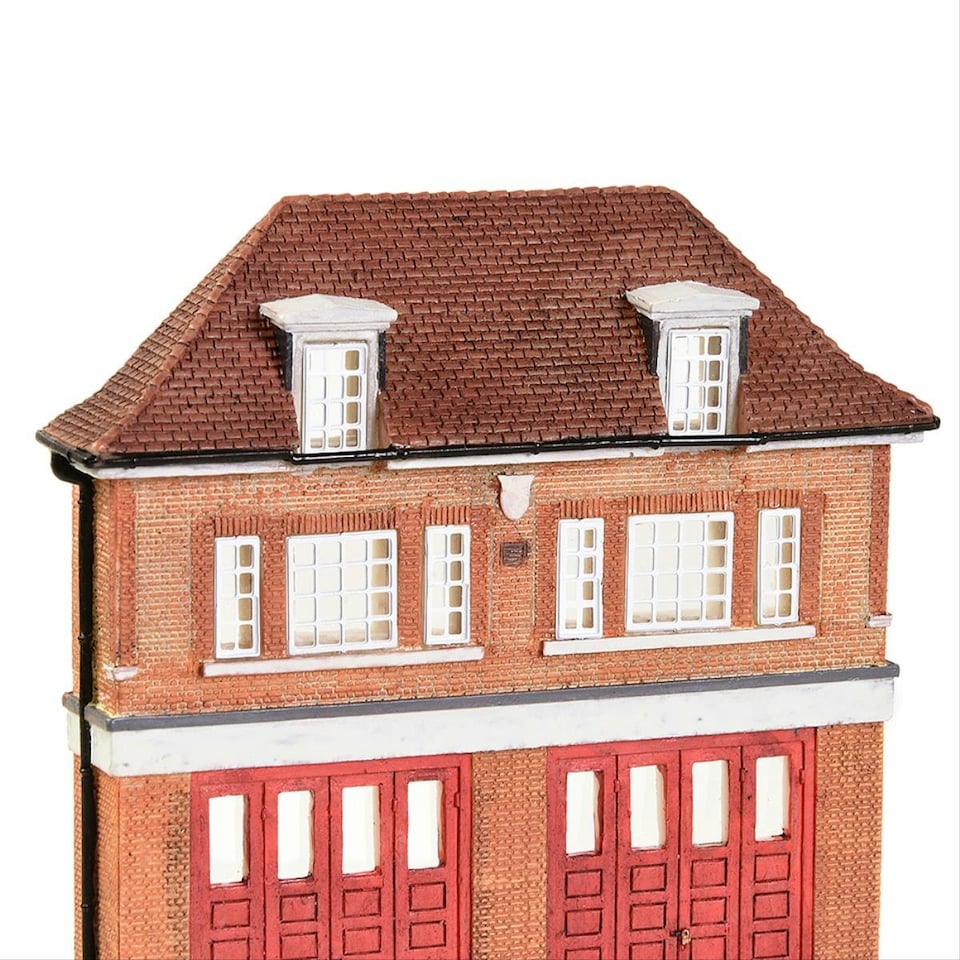 image 1 of Graham Farish Scenecraft Low Relief Fire Station (Pre-Built)