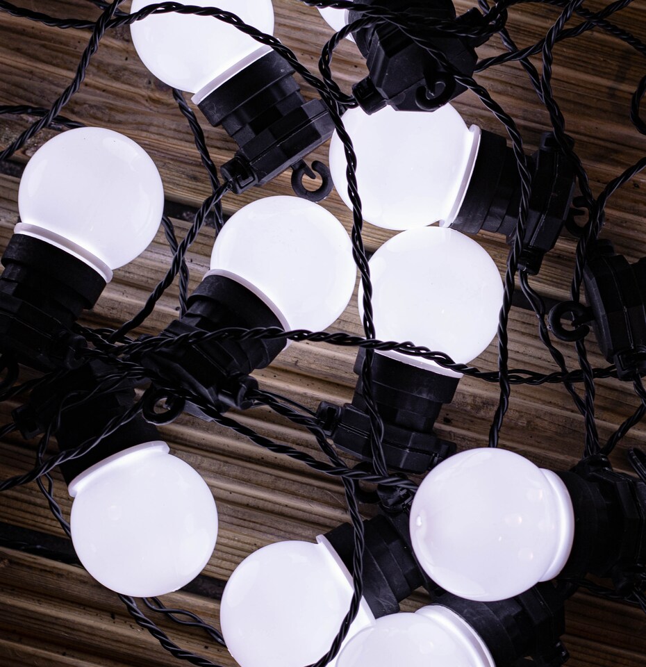 image 1 of Set of 20 Indoor Outdoor Connectable Party Festoon Lights with Cool White LEDs