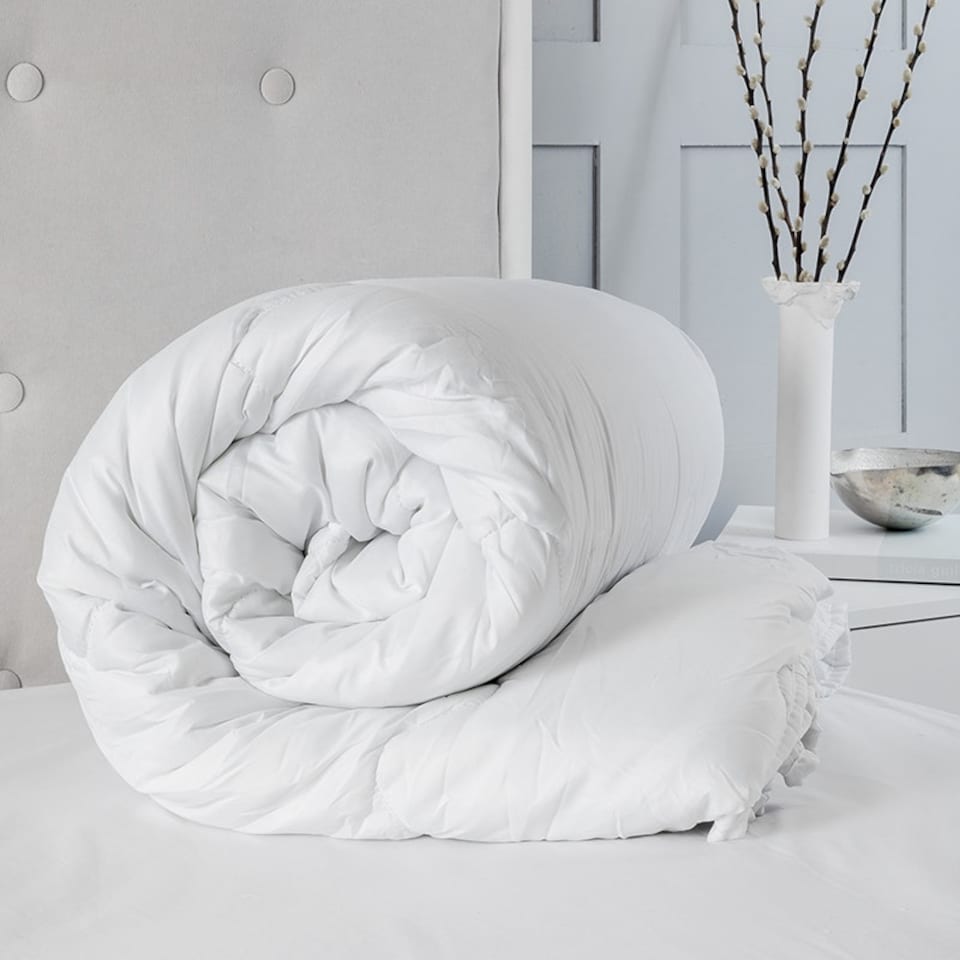 image 1 of 4 Season 3 in 1 All Season Duvet (9.0 + 4.5 Tog ) Detachable Soft Touch Microfibre Duvet Single | White