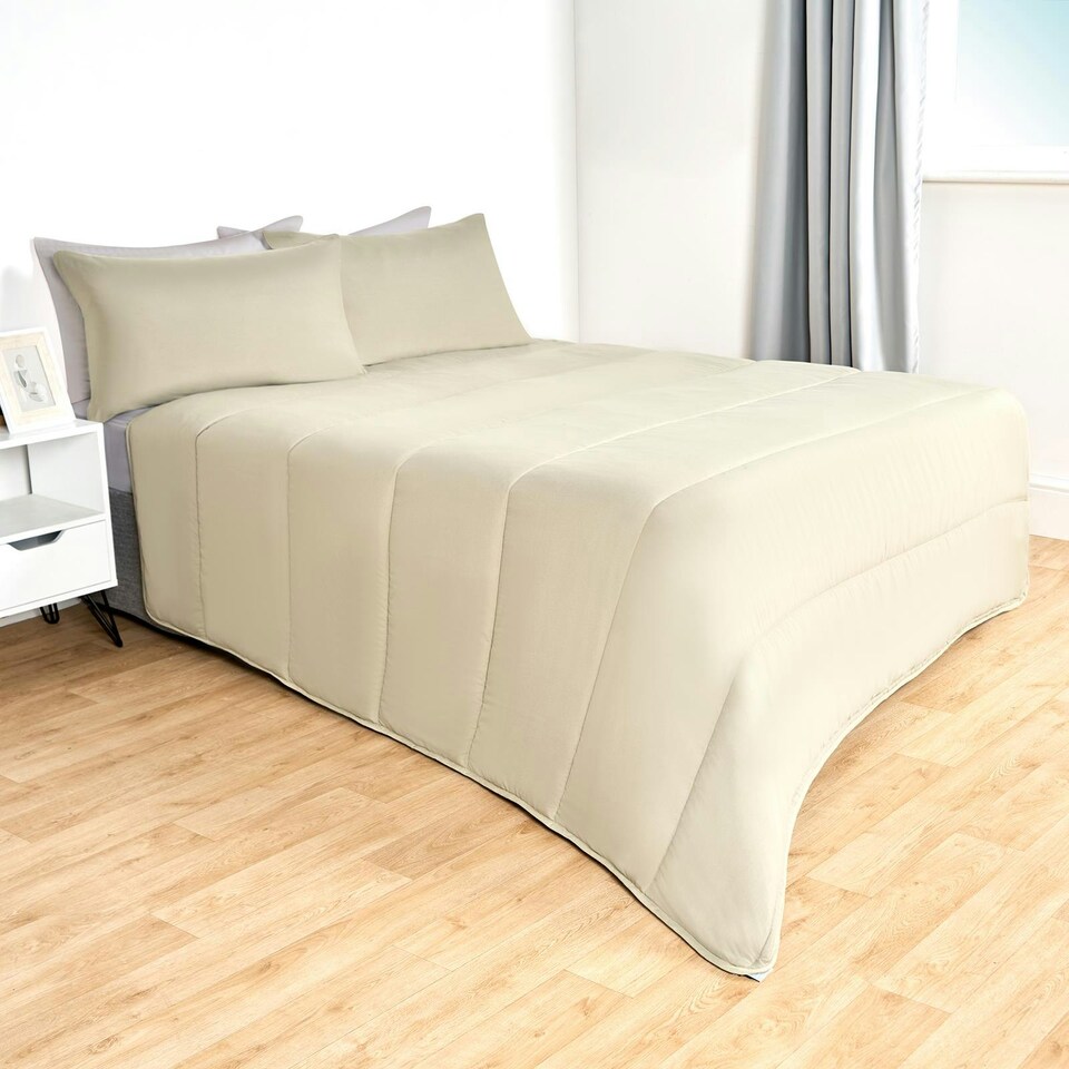 image 1 of OHS Coverless Reversible 10.5 Tog Duvet And Pillowcase Bedding Set, King - Sage/Natural Multi | Sage Green and Natural | King