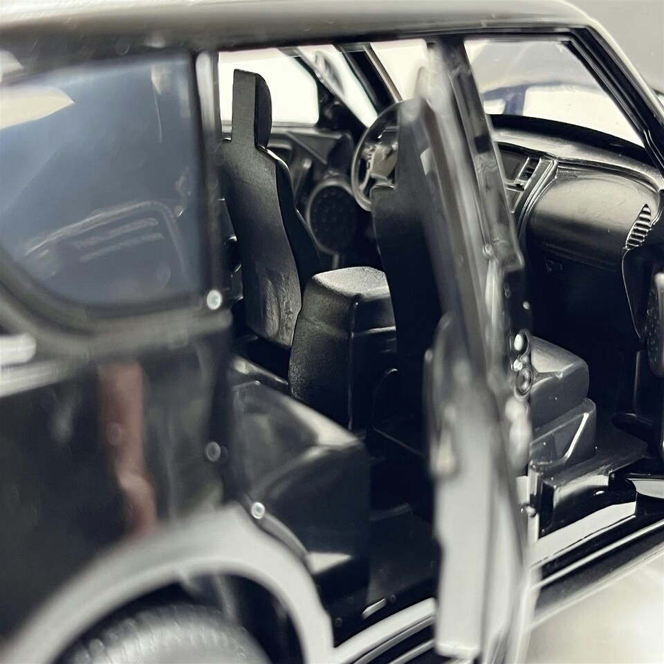 image 1 of Nissan Patrol Y62 Black LHD 1:32 Scale Tayumo 32115014