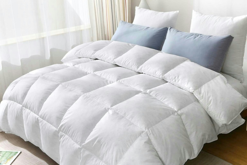 image 1 of 4.5 Tog Duck Feather & Down White Duvet | White | Double