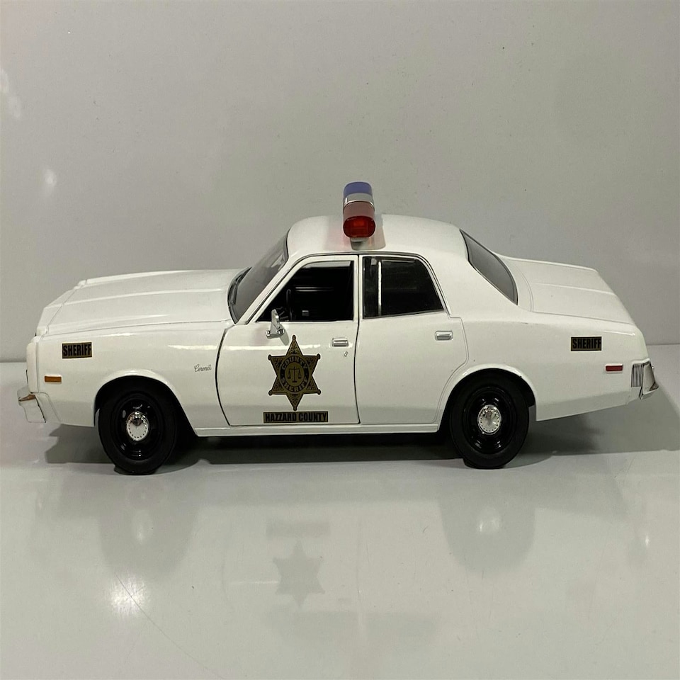 image 1 of 1975 Dodge Coronet County Sheriff Police Car 1:24 Greenlight 84104