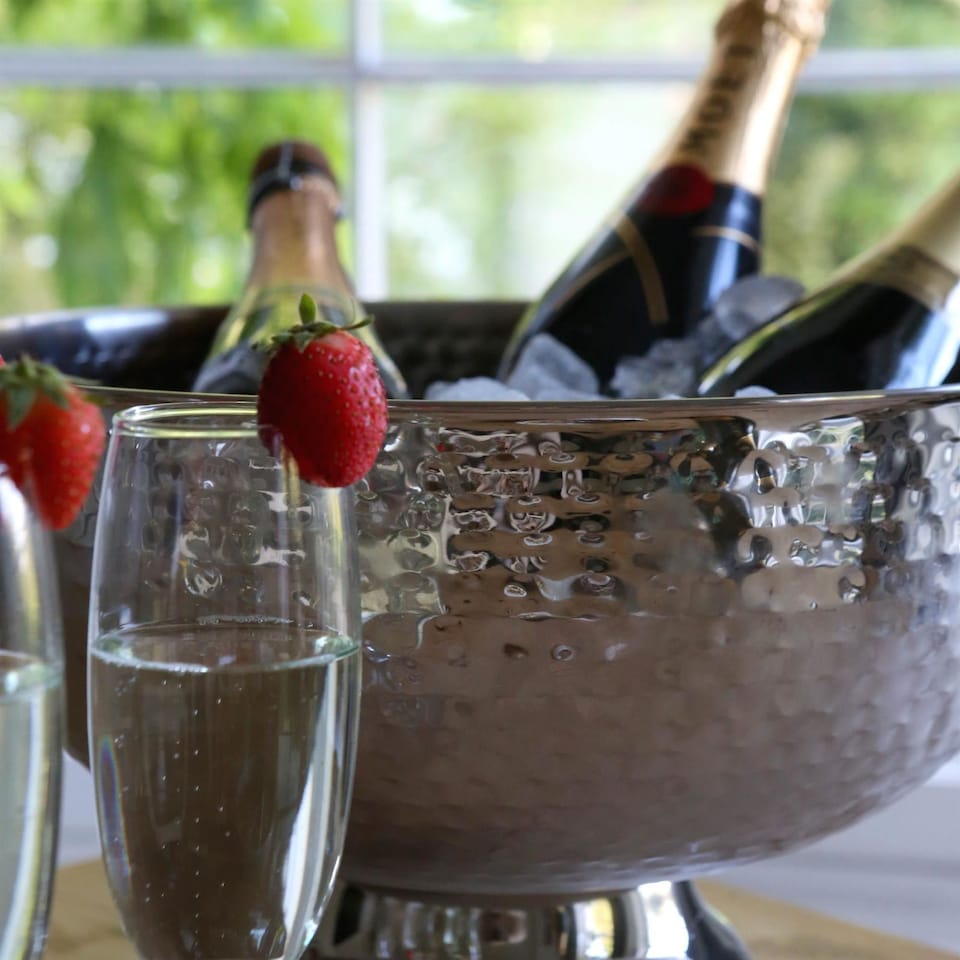 image 1 of Rink Drink Stainless Steel Champagne Ice Bucket - 35cm - Hammered