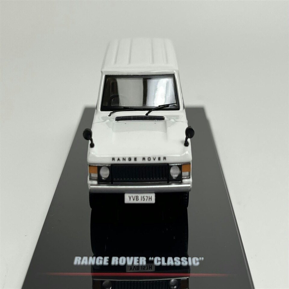 image 1 of Range Rover Classic White 1:64 Scale Inno Models IN64RRCWHI