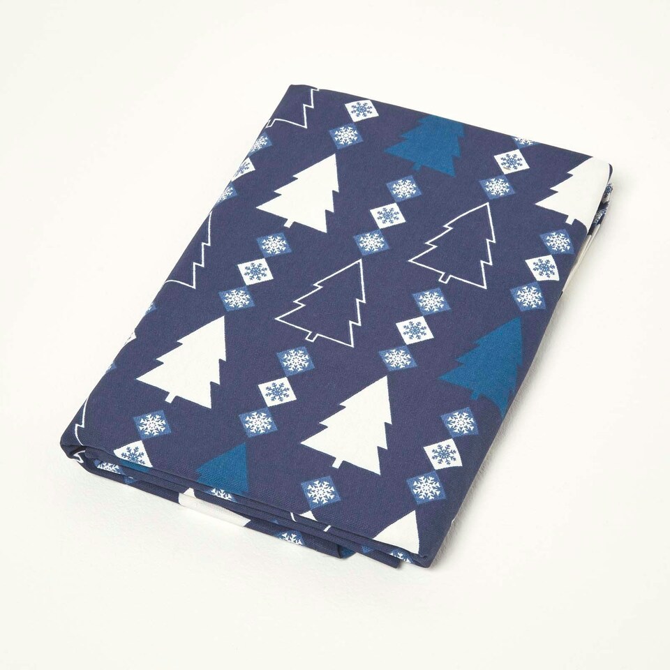 image 1 of Homescapes Blue Winterland 100% Cotton Round Christmas Tablecloth - 178 cm