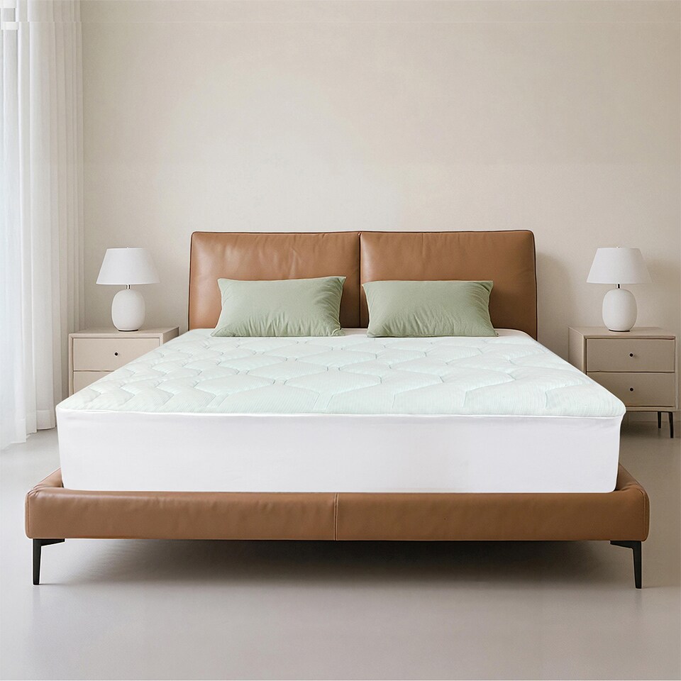 image 1 of Lavio Mattress Topper Pillowtop Memory Foam Bamboo Cover Bed Protector | White | King