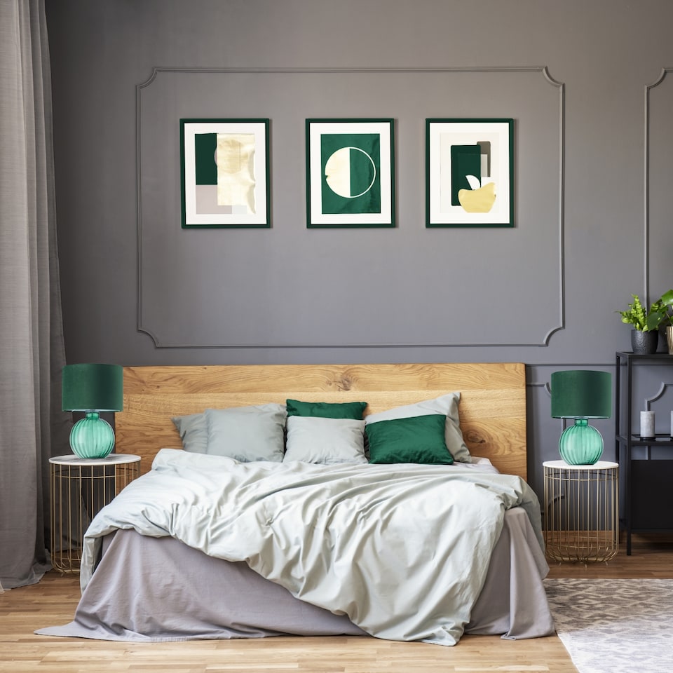 image 1 of Contemporary Emerald Ribbed Glass Table Lamp with Forest Green Velvet Shade | Green