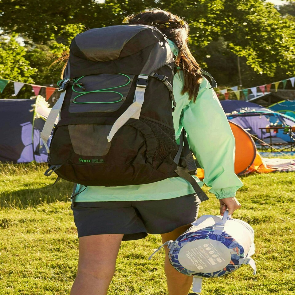 image 1 of Mountain Warehouse Peru Backpack Padded Ripstop Zipped Pockets Hiking Rucksack Purple