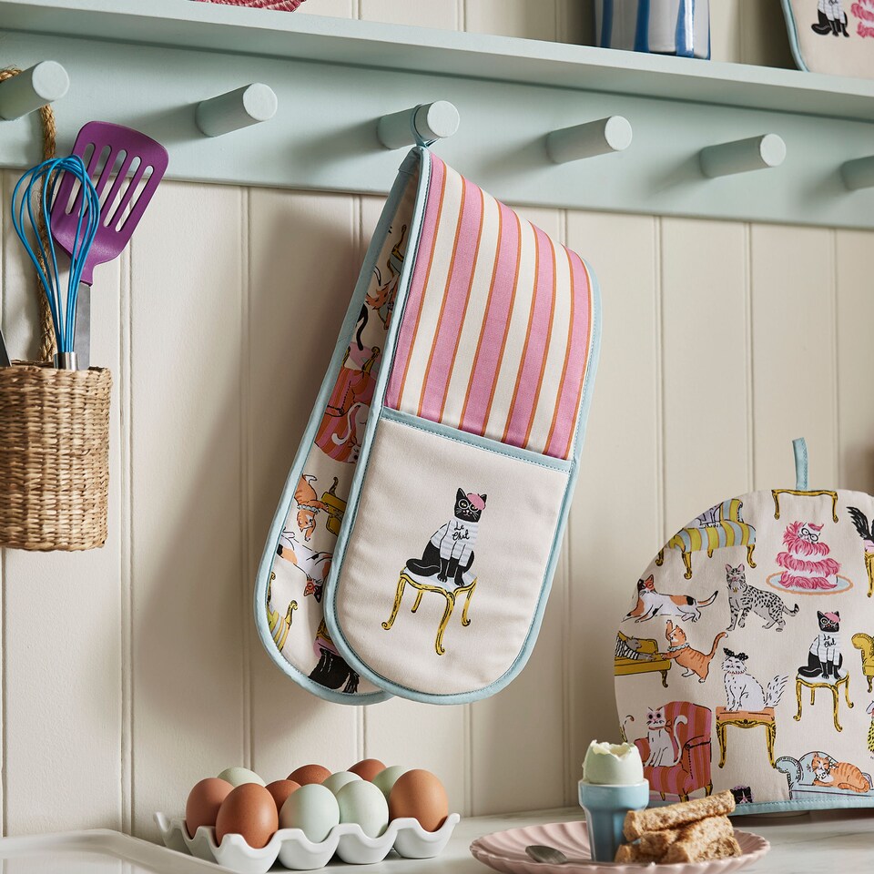 image 1 of Ulster Weavers Cool Cats Double Oven Glove Multi