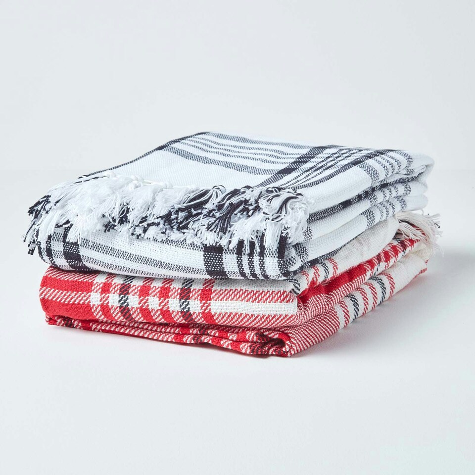 image 1 of Homescapes Red Tartan Check Sofa and Bed Throw - 150 x 200 cm | Red
