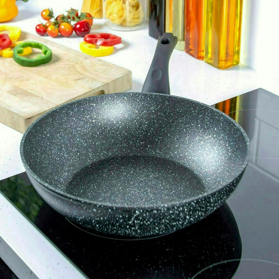 image 1 of Blackmoor 66160 Classic 28cm Non-Stick Induction Wok