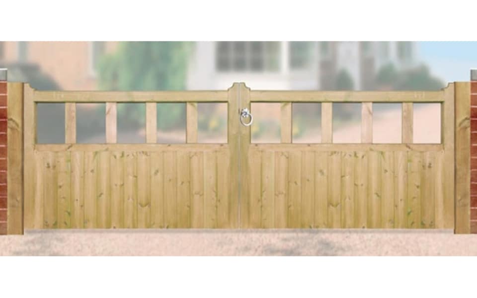 Quorn Low Double Driveway Garden Gate - Pressure Treated Scandinavian Redwood - W24700 x H900 mm | Brown | 1