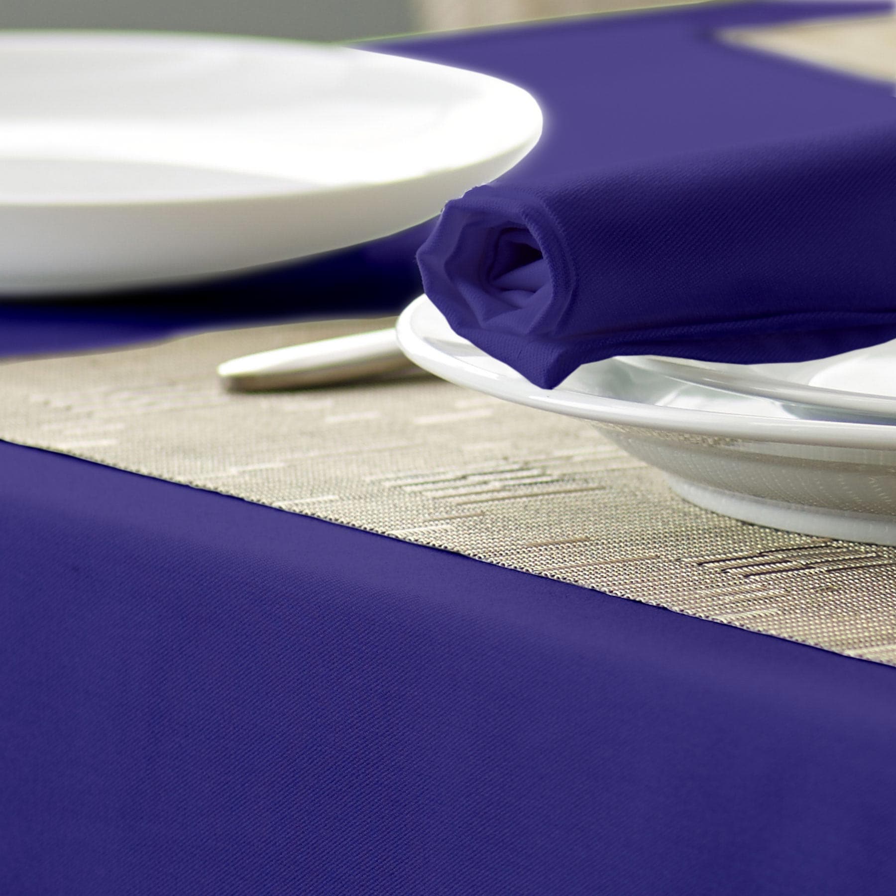 Vision Polyester Plain Circular Tablecloths in Purple | Size: 132 cm