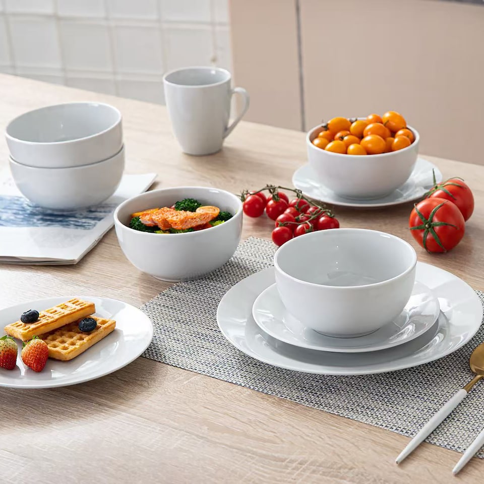image 1 of simpa Timeless 24PC Plain White Porcelain Dinner Set