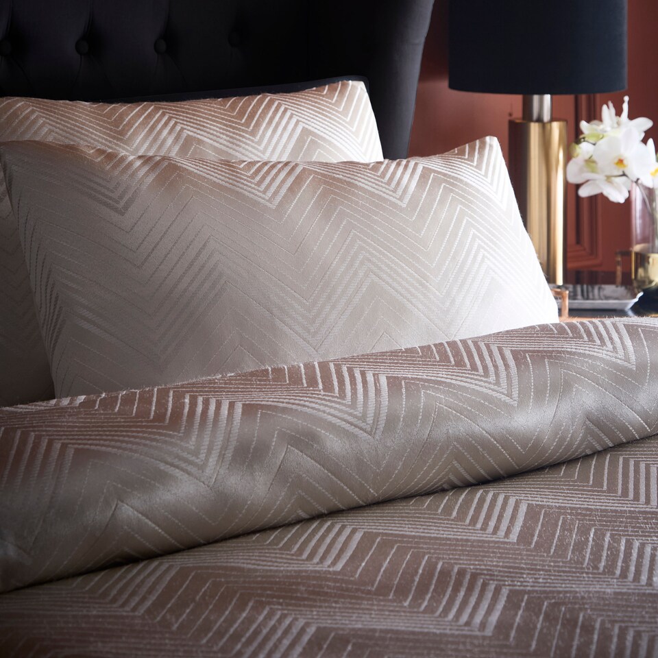 image 1 of Laurence Llewelyn-Bowen Cocktail Duvet Cover Set Ivory