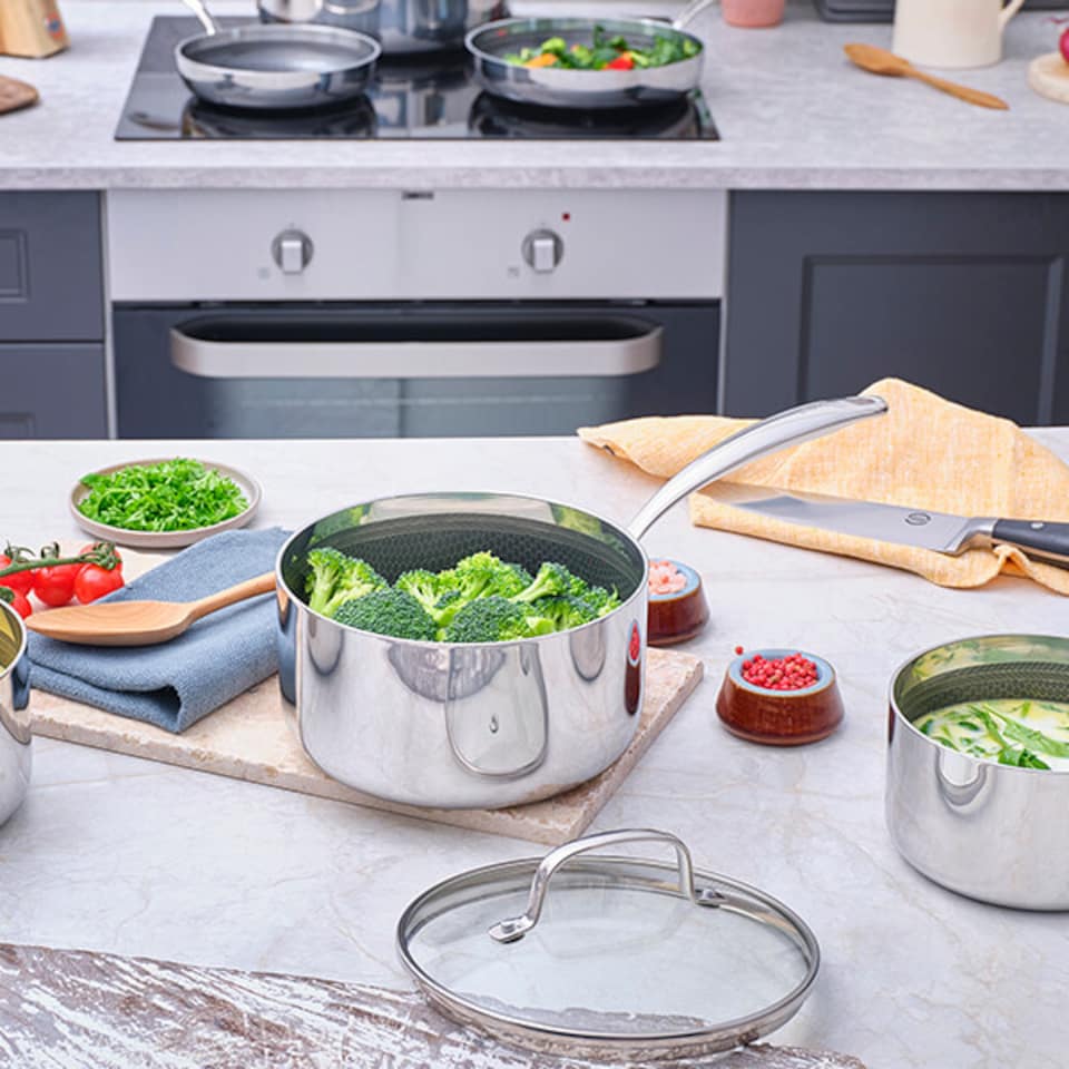 image 1 of Stoven Hextra 18cm Non-Stick Saucepan with Lid