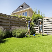 eDecks Zeus Artificial Grass, Outdoor Garden Lawn Turf - H 32mm x W 4m x L 10m