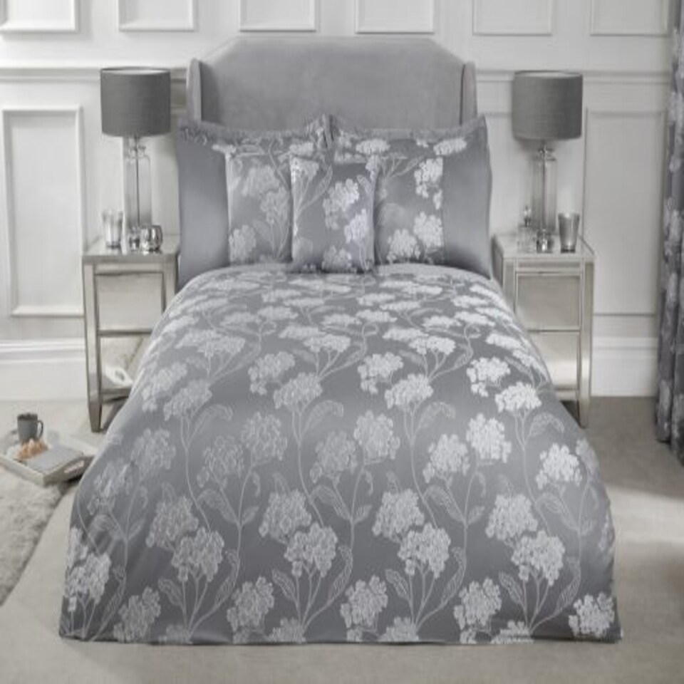 image 1 of English Garden Duvet Set King Bed Silver