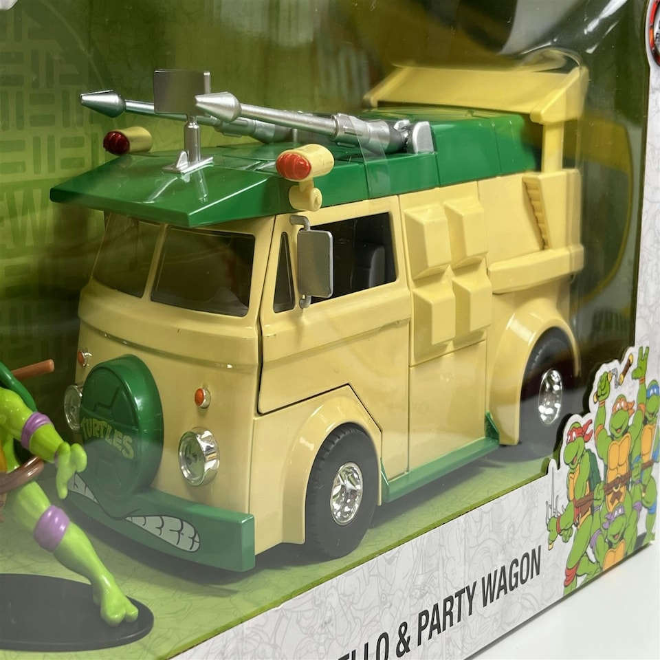 image 1 of Teenage Mutant Ninja Turtles Donatello Figure and Party Wagon 1:24 Jada 253285003