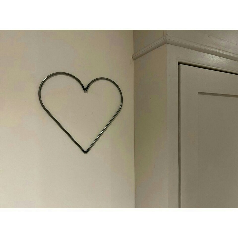 image 1 of Wire Heart 20 cm Garden Wall Art - L20 x H20 cm - Bare Metal/Ready to Rust