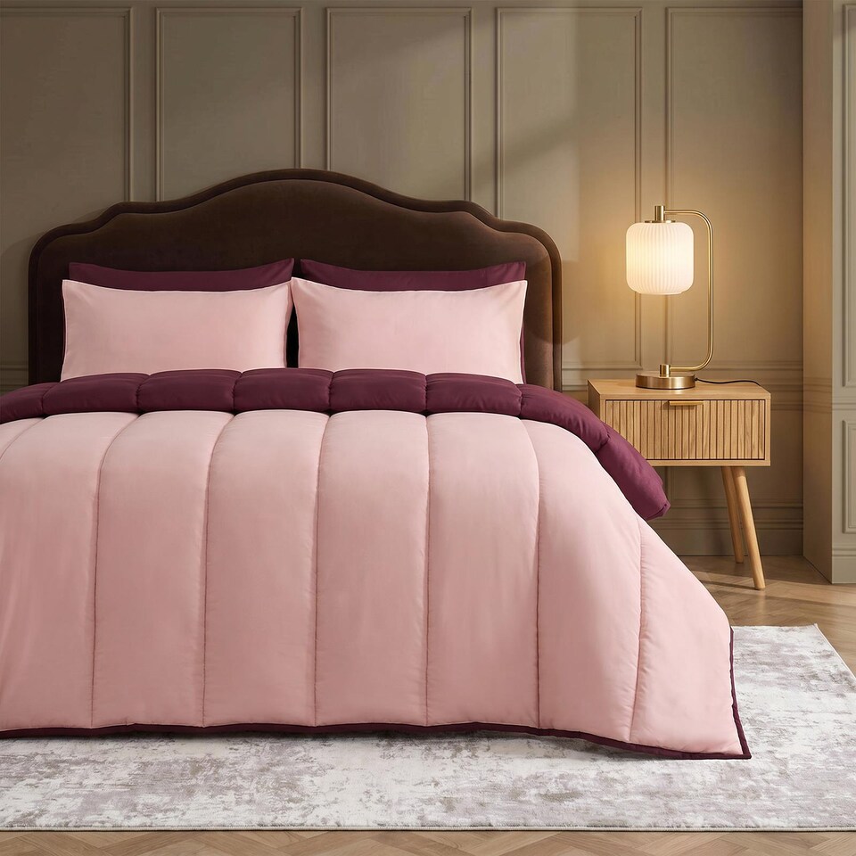 image 1 of OHS Reversible 10.5 Tog Coverless Washable Duvet with Pillowcases