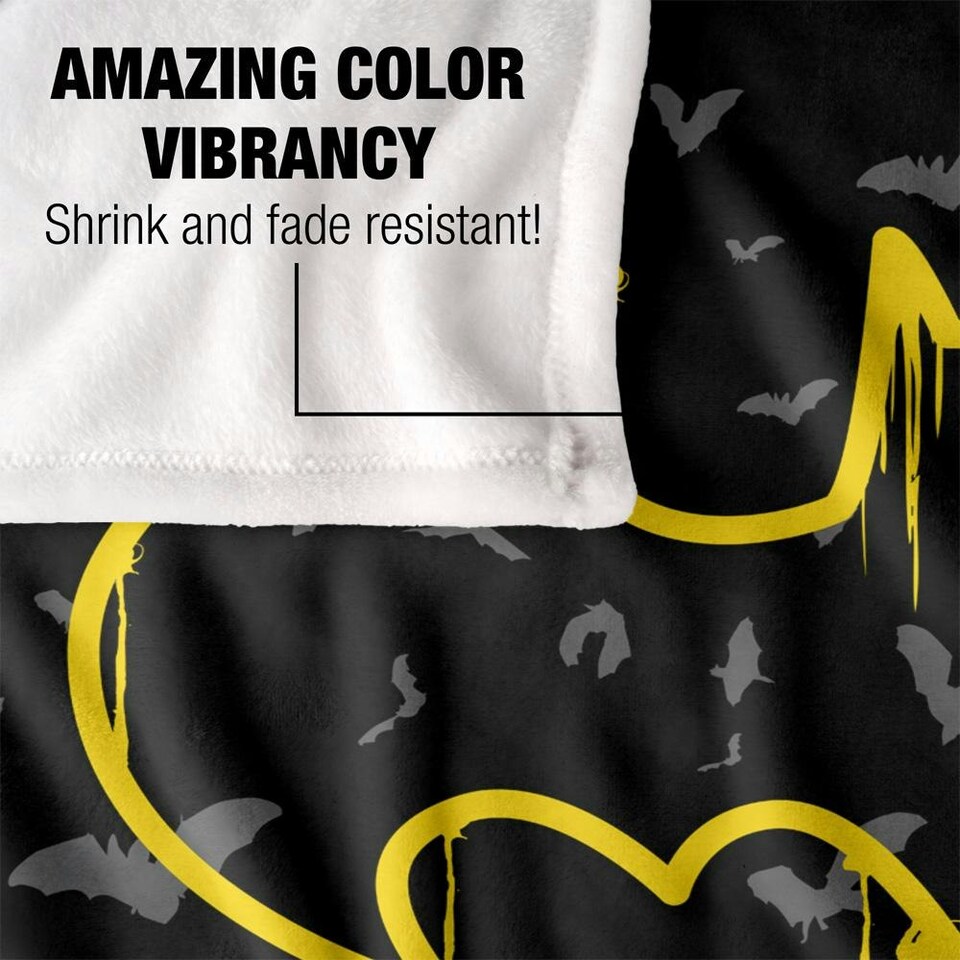 image 1 of Batman Graffiti Blanket - Multicoloured - One Size