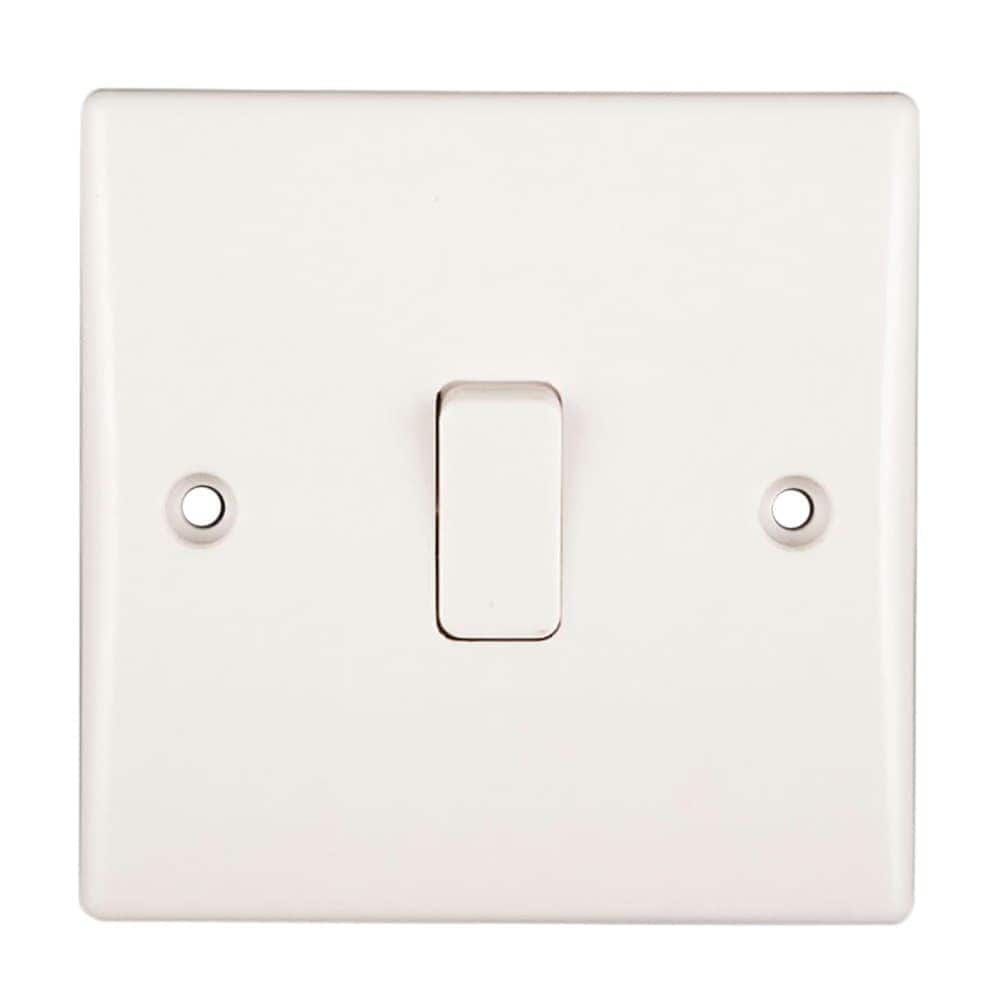 Dencon Slimline 10A 2way Switch to BS3676 - White - 3 Gang