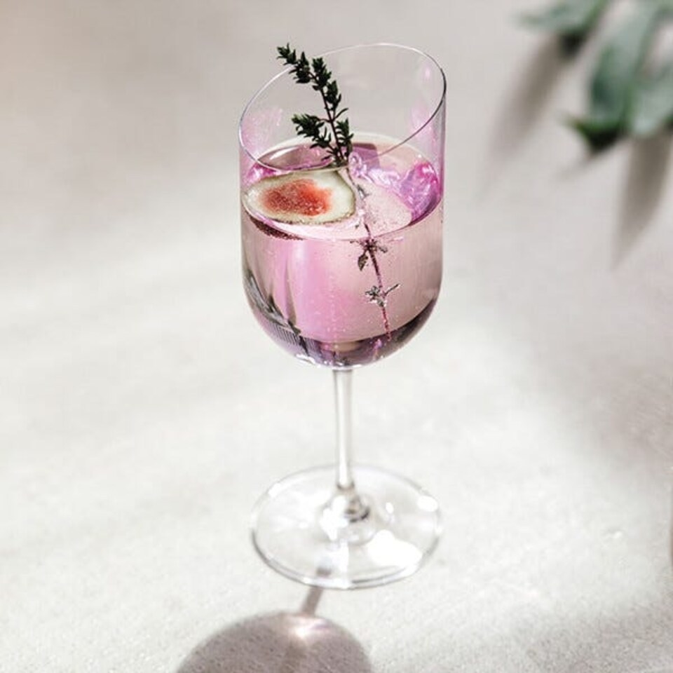 image 1 of Villeroy & Boch New Moon Set of 4 White Wine Goblets