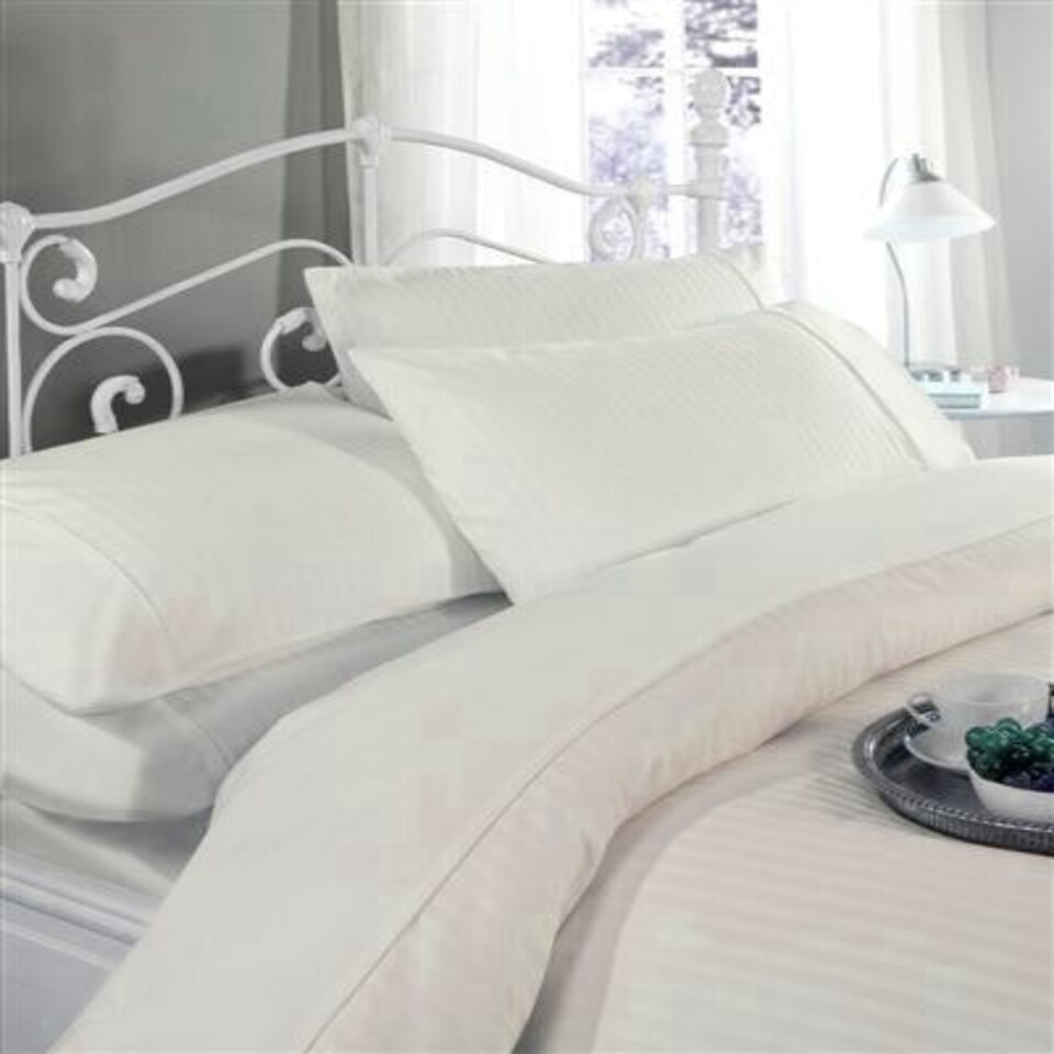 Ritz 300TC Duvet Cover Set - Super King - Cream