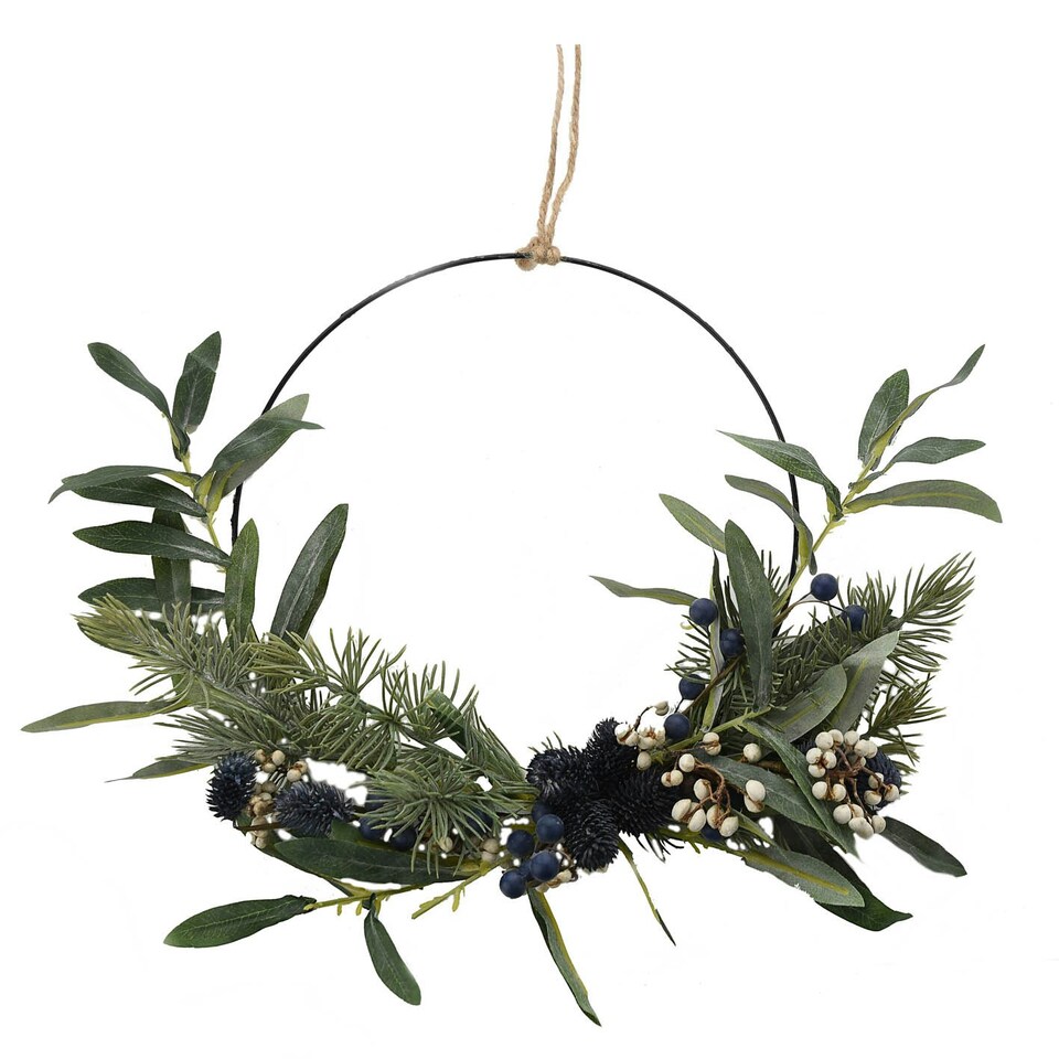 The Seasonal Gift Co Christmas Wreath Foliage & Berries