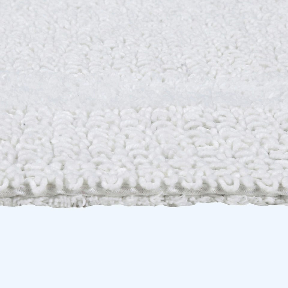 image 1 of Homescapes Luxury Reversible Cotton Bath Mat | White | 50 x 80 cm