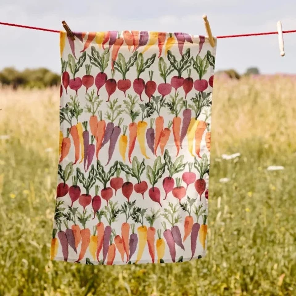 image 1 of Tea Towel: 1 x 100% Cotton Emma Bridgewater, Carrots & Beets Tea Towel White