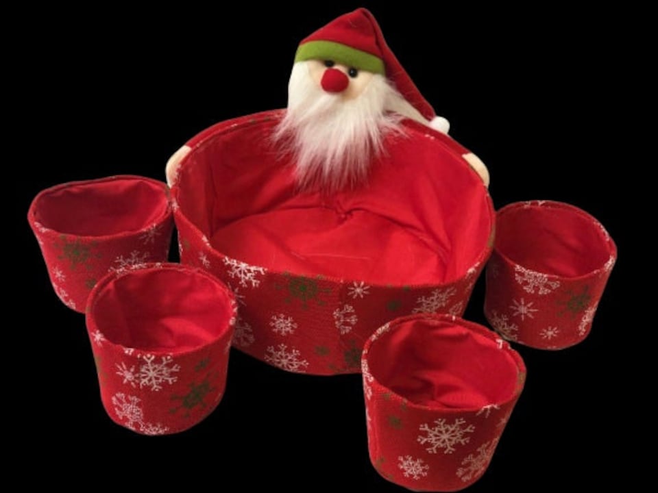 image 1 of 5pcs Novelty Set Santa Sweet Christmas Dinner Table Decorations Favour Shop Bar Restaurants Display Tips Hamper Baskets Gi