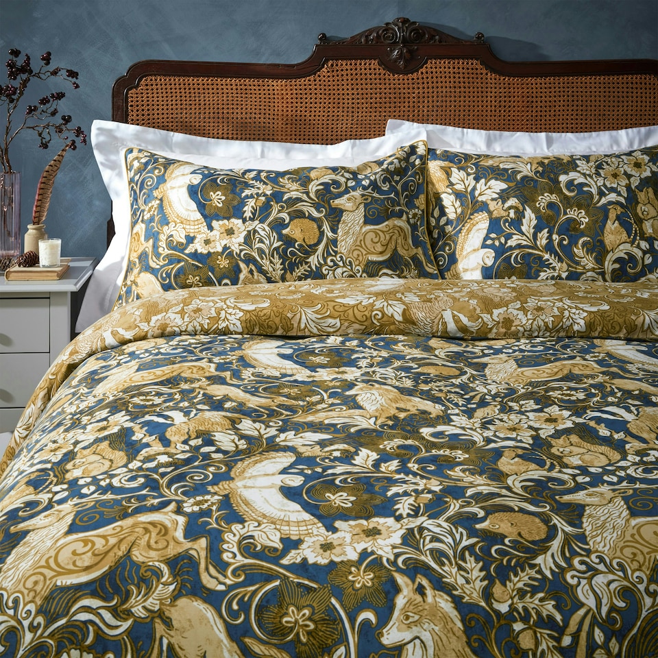 image 1 of Paoletti Harewood Heritage Premium Cotton King Duvet Cover Set
