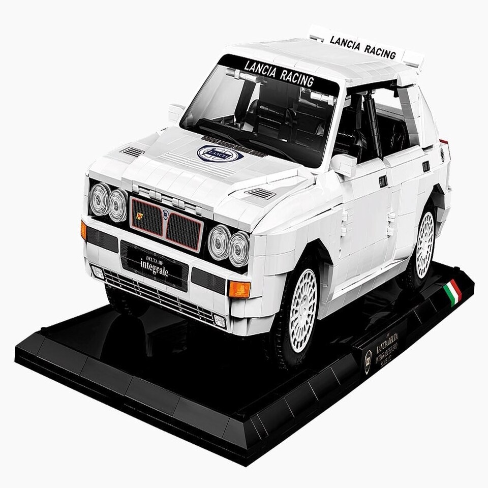 image 1 of COBI Executive Edition Lancia Delta HF Intg. Evo brick car model - COBI 24356 - 2294 bricks