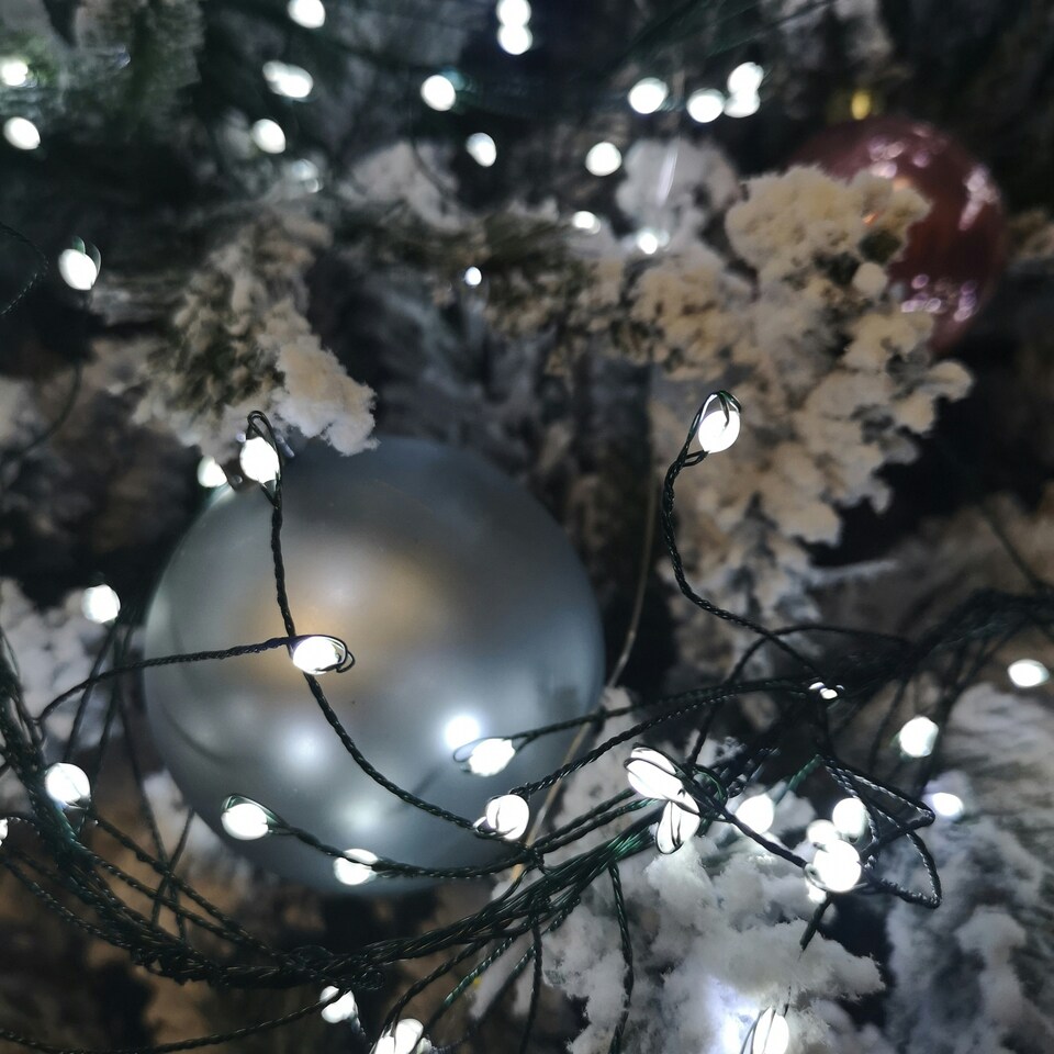 image 1 of 2.7m White LEDs Green Garland Wire Light Christmas Decoration with Timer