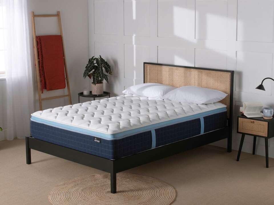 image 1 of Arthur Sleep Ice Arthur Cooling Hybrid Mattress - Double | White | Double