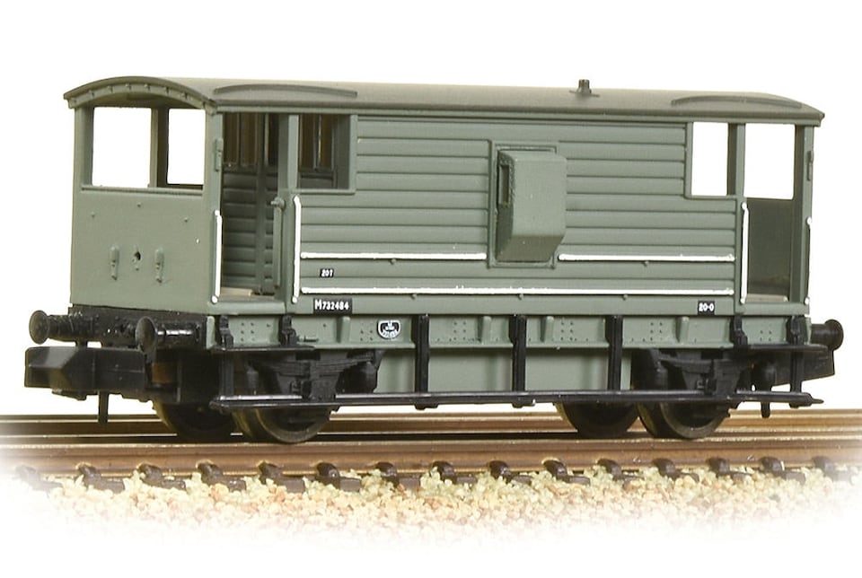 Graham Farish 20t Brake Van BR Early Grey