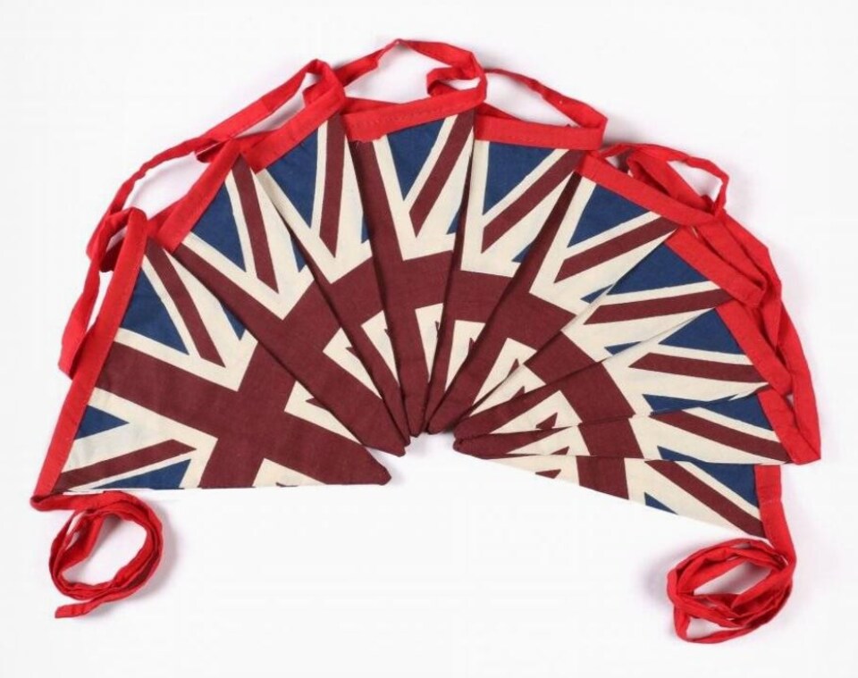 image 1 of 10 pcs Flags Union Jack Retro Bunting | Multi