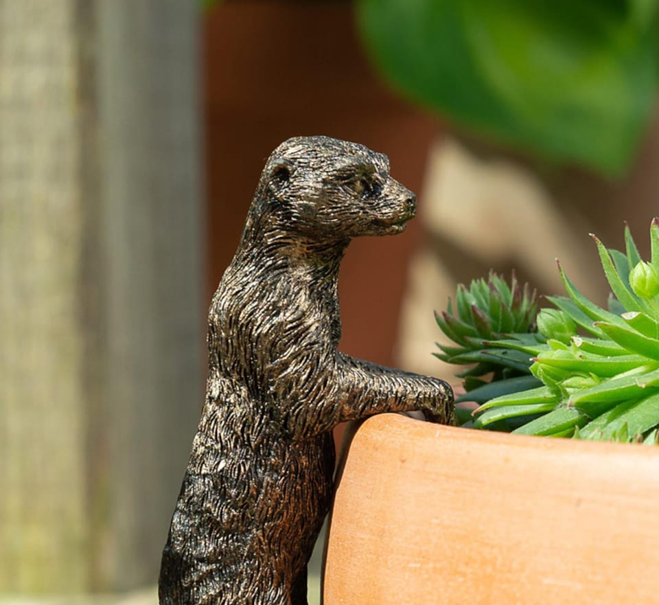 image 1 of Meerkat Plant Pot Hanger - L10.5 x W3.5 x H5 cm | Bronze