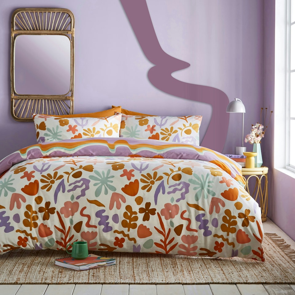 image 1 of furn. Amelie Trending Floral Super King Duvet Cover Set