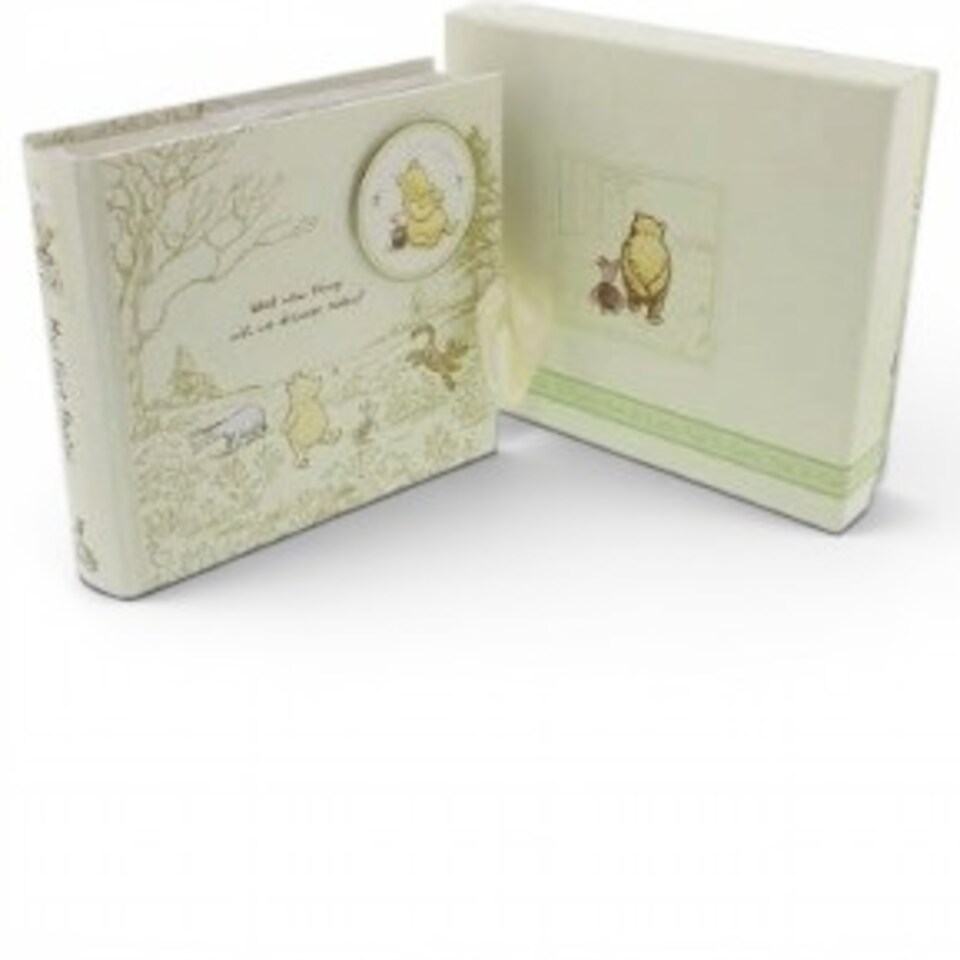 Widdop Gifts Classic Winnie the Pooh My 1st Photo Album