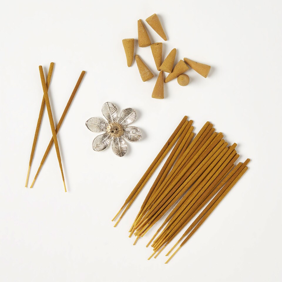 image 1 of Homescapes Zen Incense Gift Set – Sandalwood & Iris