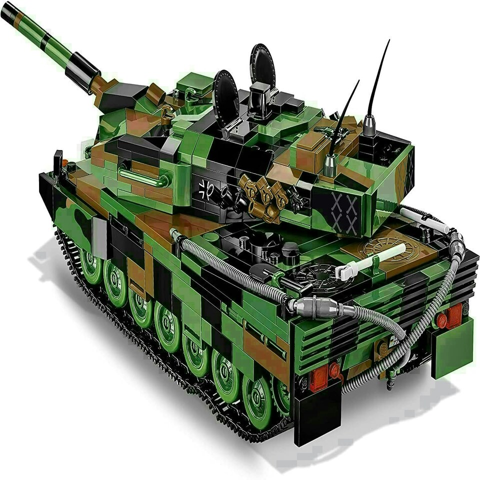 image 1 of Cobi - Armed Forces - LEOPARD 2A5 TVM (945 Pieces)