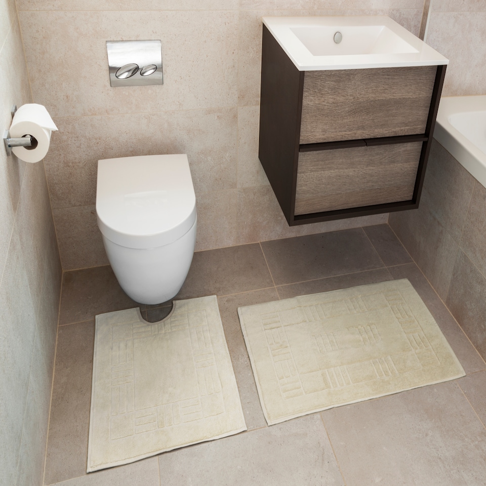 Chatsworth Pure Cotton Bath Mats Super Soft and absorbent (85x50 cm) | Cream | Cream | 80x50 cm | 1