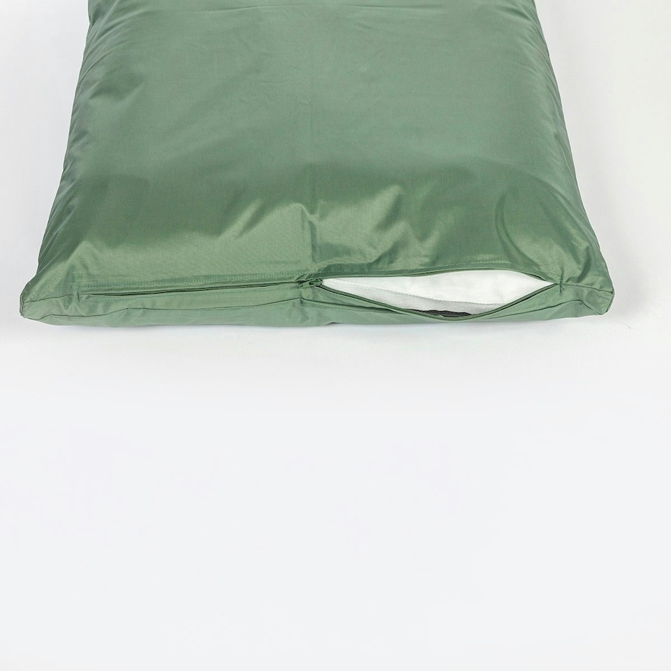 image 1 of County Waterproof Green Deep Duvet Med 71x98cm